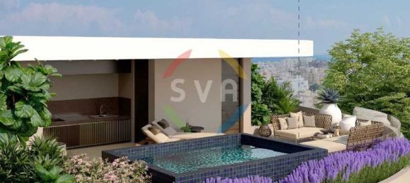 2 bedrooms Penthouse in Limassol, Cyprus No. 21330 4