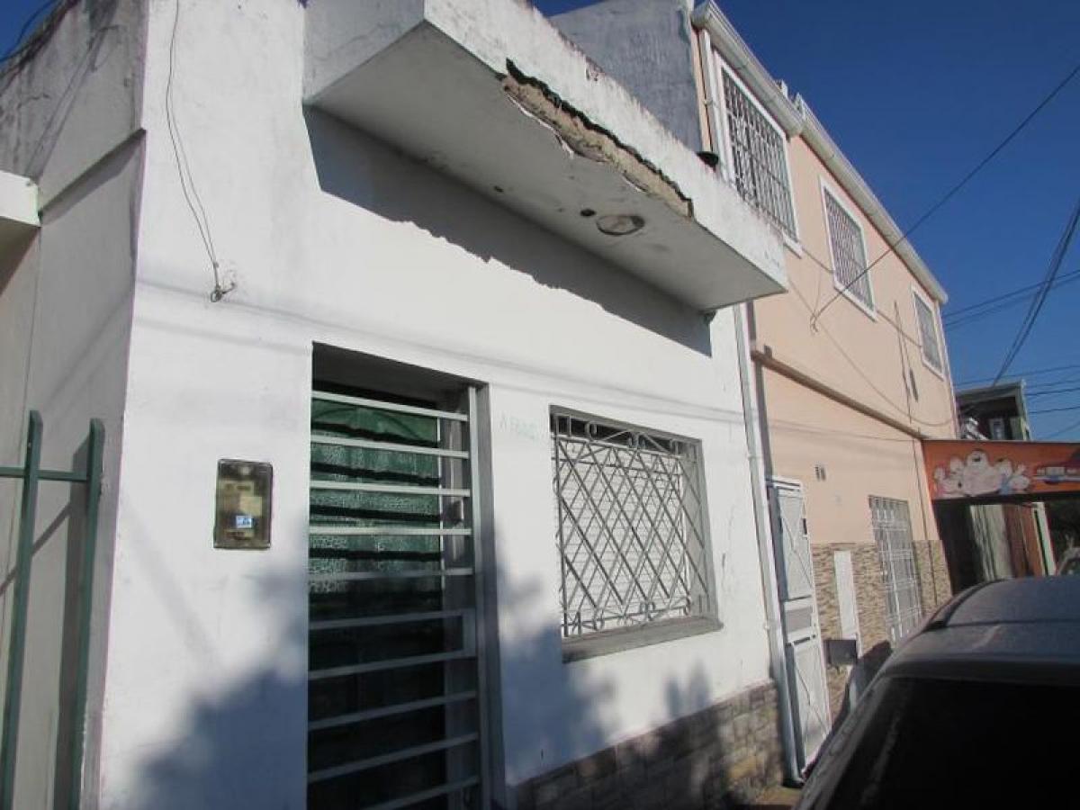 Casa T2 em Bermudez, Argentina N.º 2756