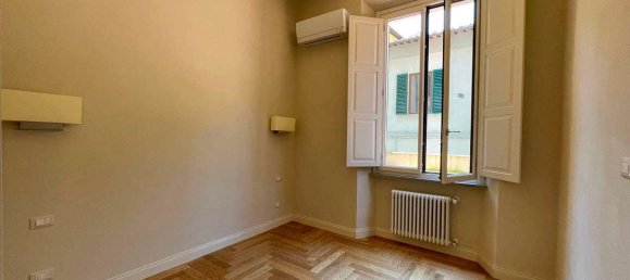 3 bedrooms Apartment in Florence, Italy No. 378324 19