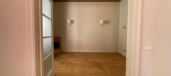 3 bedrooms Apartment in Florence, Italy No. 378324 18