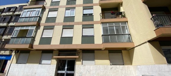 Apartamento de 3 dormitorios en Setubal, Portugal No. 154303 2