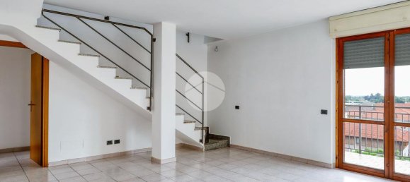 1 chambre Appartement à Busto Arsizio, Italy No. 329610 8