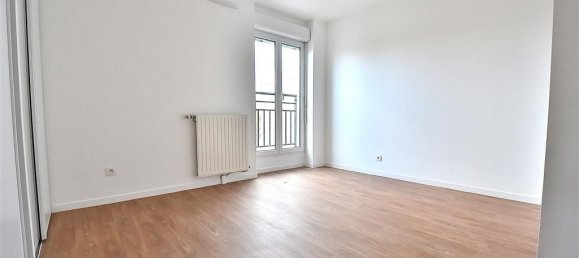 Дуплекс с 3 спальнями в Кретей, Франция № 184255 6