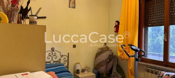 4 rooms Apartment in Lucca, Italy No. 27040 2