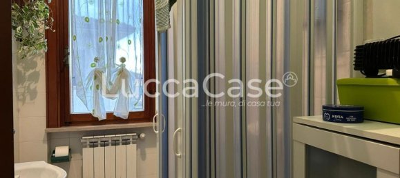 4 rooms Apartment in Lucca, Italy No. 27040 22
