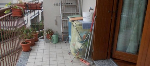 2 Schlafzimmer Wohnung in Limbiate, Italy, Nr. 282938 40