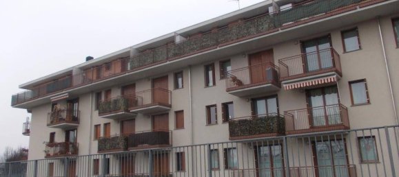 2 Schlafzimmer Wohnung in Limbiate, Italy, Nr. 282938 5