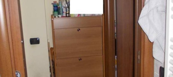 2 Schlafzimmer Wohnung in Limbiate, Italy, Nr. 282938 32