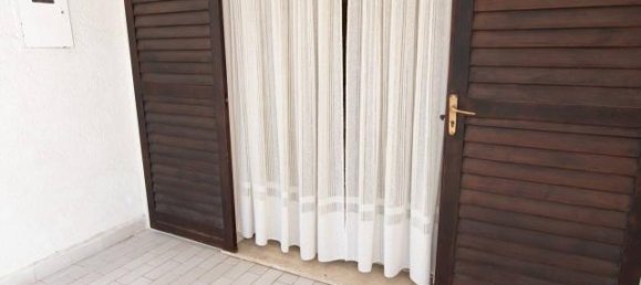 3 rooms Apartment in Comacchio, Italy No. 125433 4