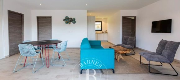 3 bedrooms Villa in Lecci, France No. 92338 14