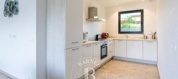 3 bedrooms Villa in Lecci, France No. 92338 16