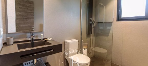 3 bedrooms Villa in Lecci, France No. 92338 19