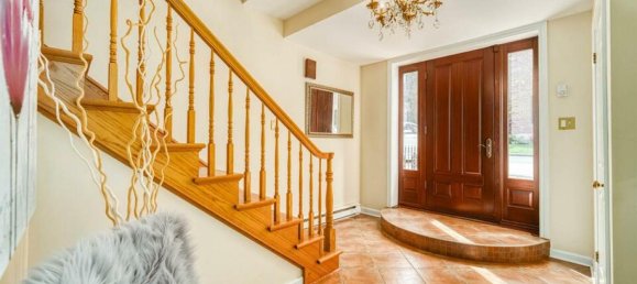 3 bedrooms House in Halifax, Canada No. 632 3