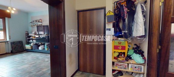 4غرفة شقة في Cinisello Balsamo, Italy رقم 143613 13