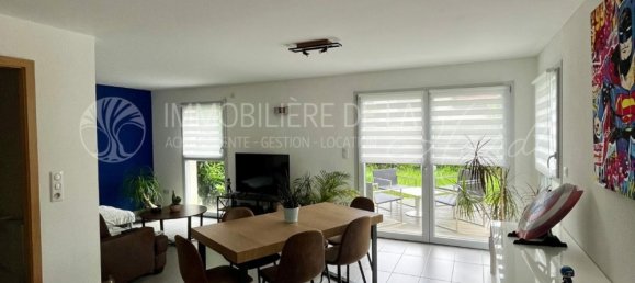 3 Schlafzimmer Doppelhaus in Richwiller, France, Nr. 67242 2