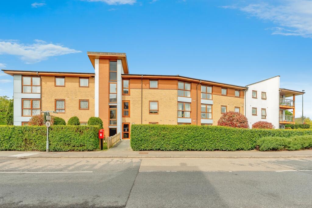 Apartamento de 2 dormitorios en Crawley, United Kingdom No. 6303