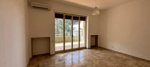 6 rooms Apartment in Rome, Italy No. 136610 30
