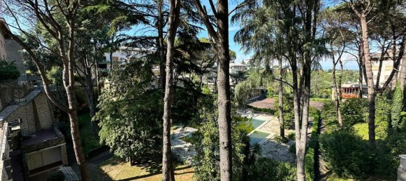 6 rooms Apartment in Rome, Italy No. 136610 20