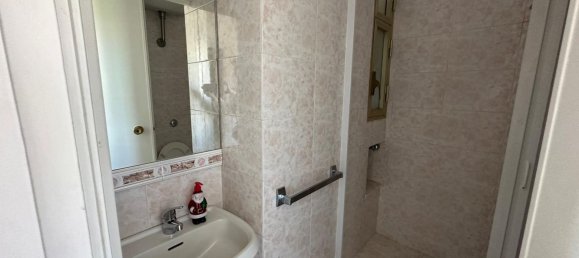 6 rooms Apartment in Rome, Italy No. 136610 28