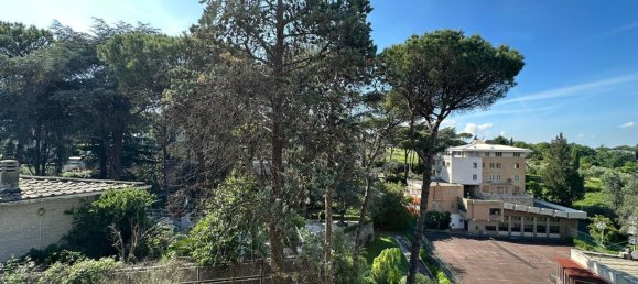 6 rooms Apartment in Rome, Italy No. 136610 5