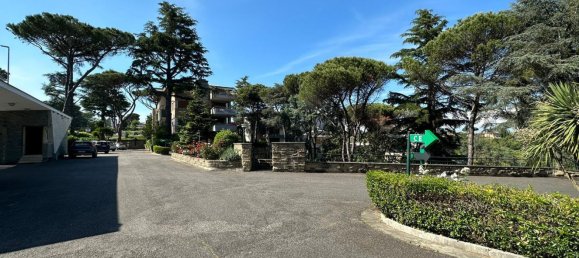 6 rooms Apartment in Rome, Italy No. 136610 29