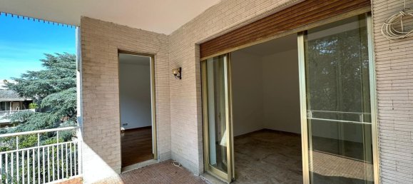 6 rooms Apartment in Rome, Italy No. 136610 50