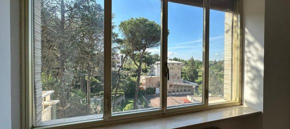 6 rooms Apartment in Rome, Italy No. 136610 45