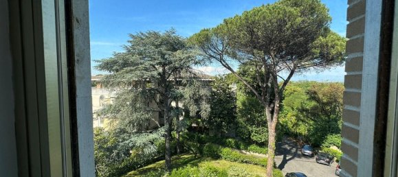 6 rooms Apartment in Rome, Italy No. 136610 42