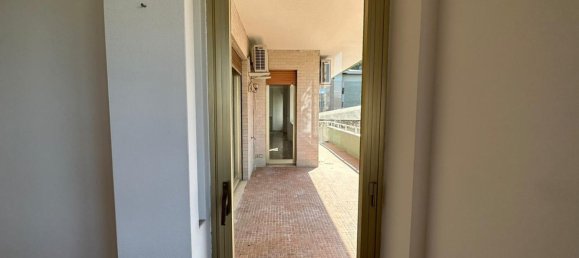 6 rooms Apartment in Rome, Italy No. 136610 46