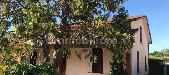 Casa de 2 dormitorios en Spello, Italy No. 47711 4