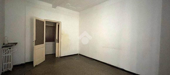 Квартира с 4 спальнями в Генуя, Италия № 38459 9