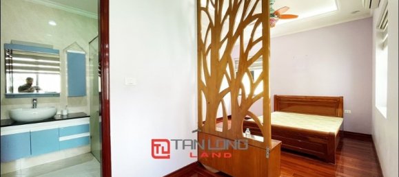 3 bedrooms Villa in Long Bien, Vietnam No. 595 9