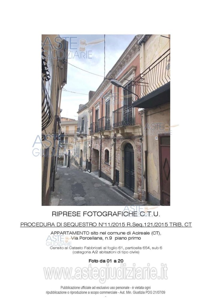 6-salle Appartement à Acireale, Italy No. 48923