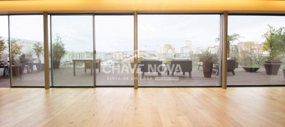 4 Schlafzimmer Penthouse in Vila Nova de Gaia, Portugal, Nr. 12382 2