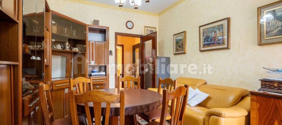 2 bedrooms Apartment in Turin, Italy No. 318434 11