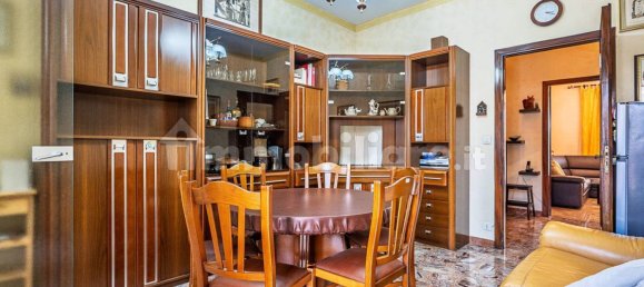 2 bedrooms Apartment in Turin, Italy No. 318434 9