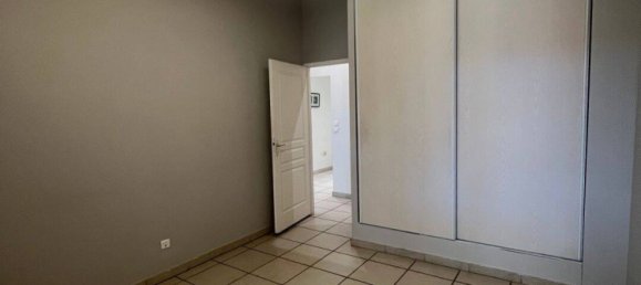 3 Schlafzimmer Wohnung in Toulon, France, Nr. 330108 19