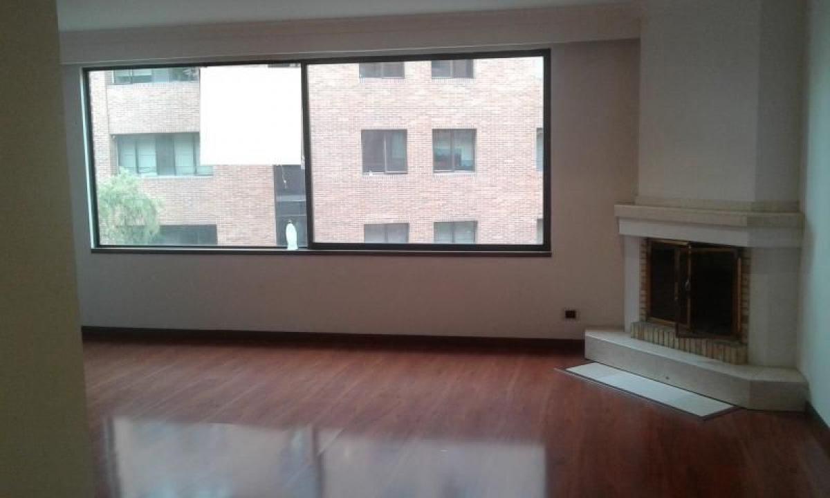 3 bedrooms House in Bogota, Colombia No. 14536