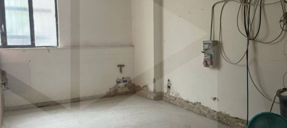 Квартира с 4 комнатами в Бари, Италия № 29153 3