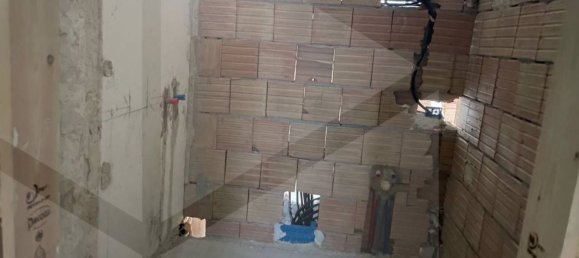 Квартира с 4 комнатами в Бари, Италия № 29153 10