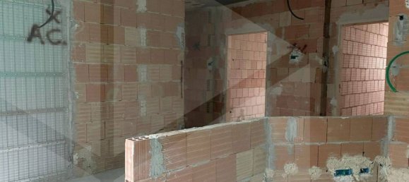 Квартира с 4 комнатами в Бари, Италия № 29153 16