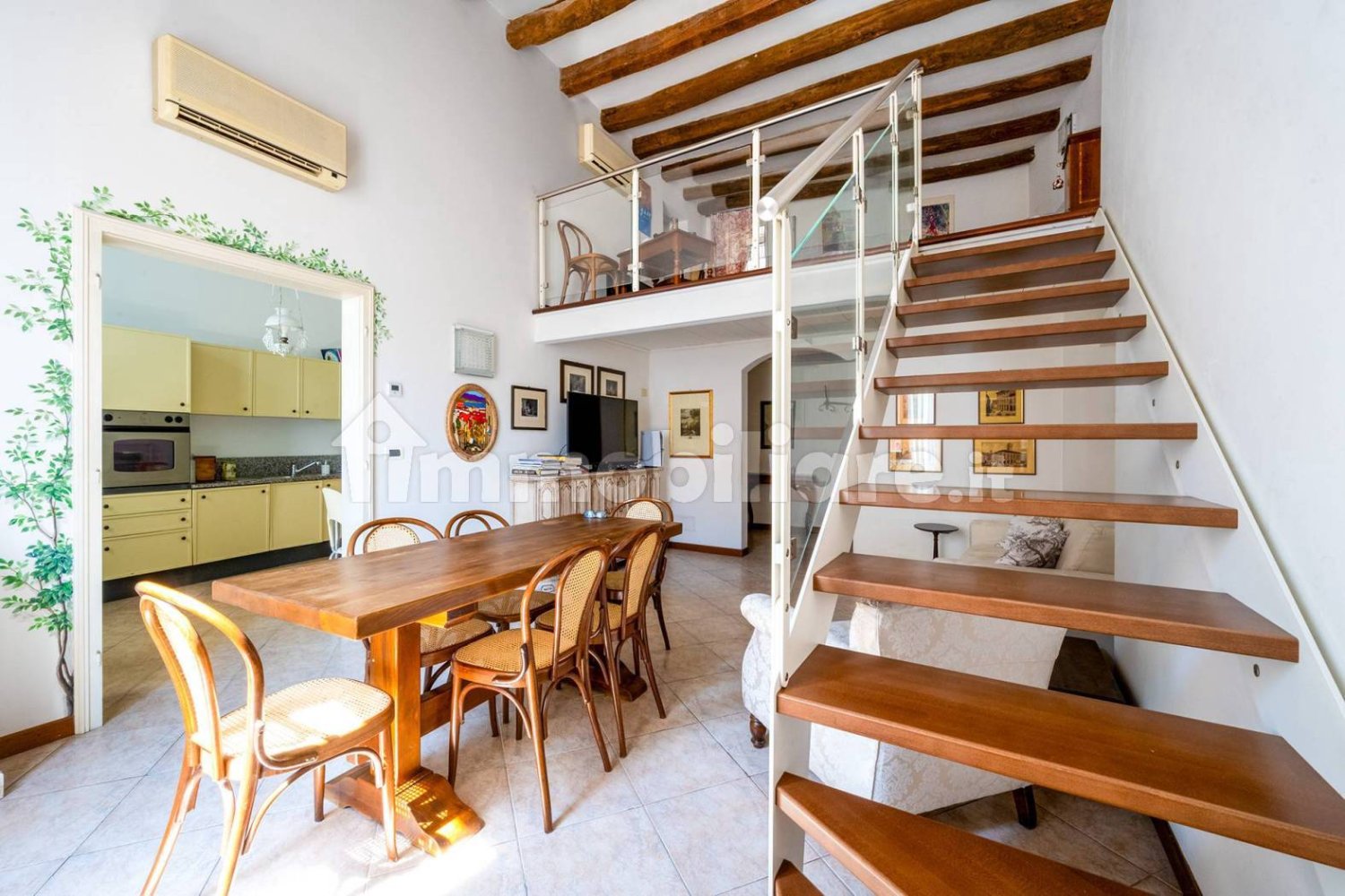 1 bedroom Apartment in Bologna, Italy No. 393685