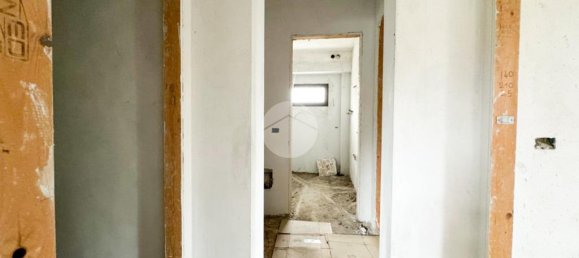 Apartamento de 2 dormitorios en Montichiari, Italy No. 298368 6