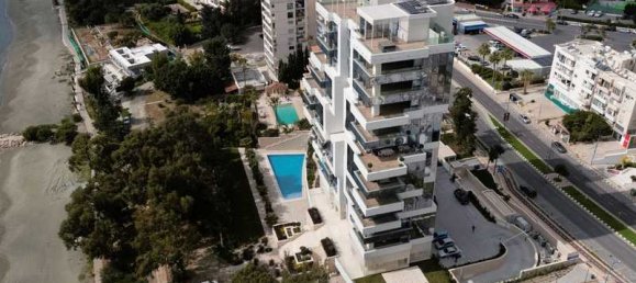 Квартира с 4 спальнями в Агиос Тихонас, Кипр № 19417 3