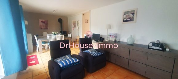 3 bedrooms Villa in Esches, France No. 264106 5