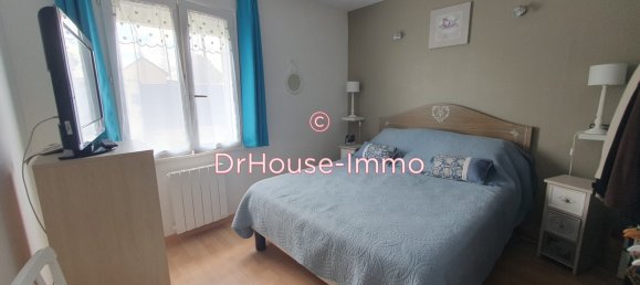 3 bedrooms Villa in Esches, France No. 264106 9