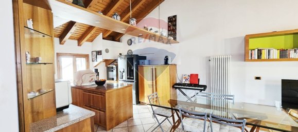 6 bedrooms House in Venegono Superiore, Italy No. 167301 8