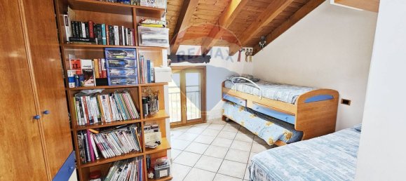 6 bedrooms House in Venegono Superiore, Italy No. 167301 13