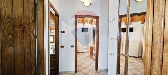 6 bedrooms House in Venegono Superiore, Italy No. 167301 20