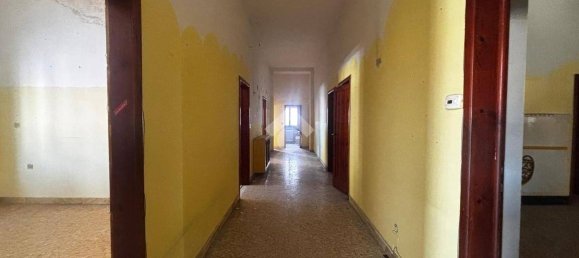 8 Schlafzimmer Villa in Montecatini Terme, Italy, Nr. 349035 9